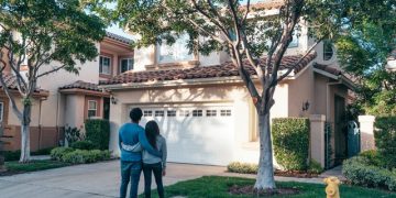 השקעה בנדל"ן בחו"ל באמצעות מימון זר